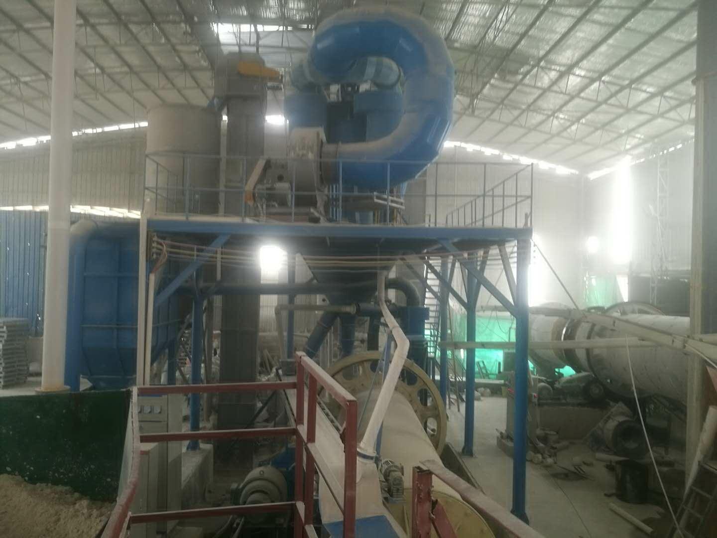 安裝整線設(shè)備現(xiàn)場